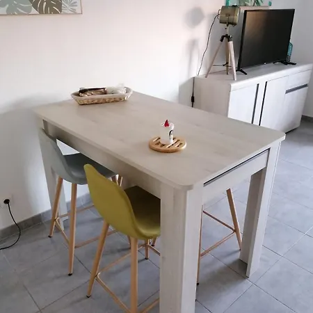 Entire Air-conditioned Accommodation, Vecchio Center Lejlighed Porto-Vecchio (Corsica)