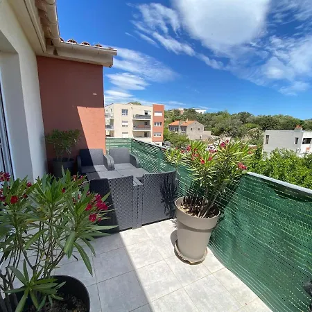 Entire Air-conditioned Accommodation, Vecchio Center * Porto-Vecchio (Corsica)